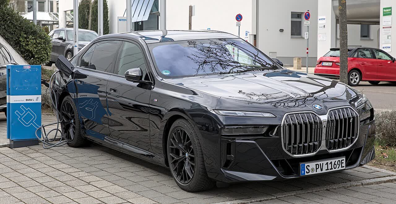 BMW i7 xDrive60 (2025)